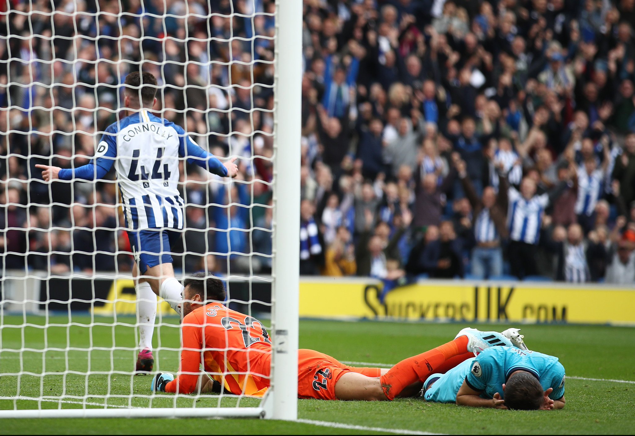 兩地三方居 兩地三方居