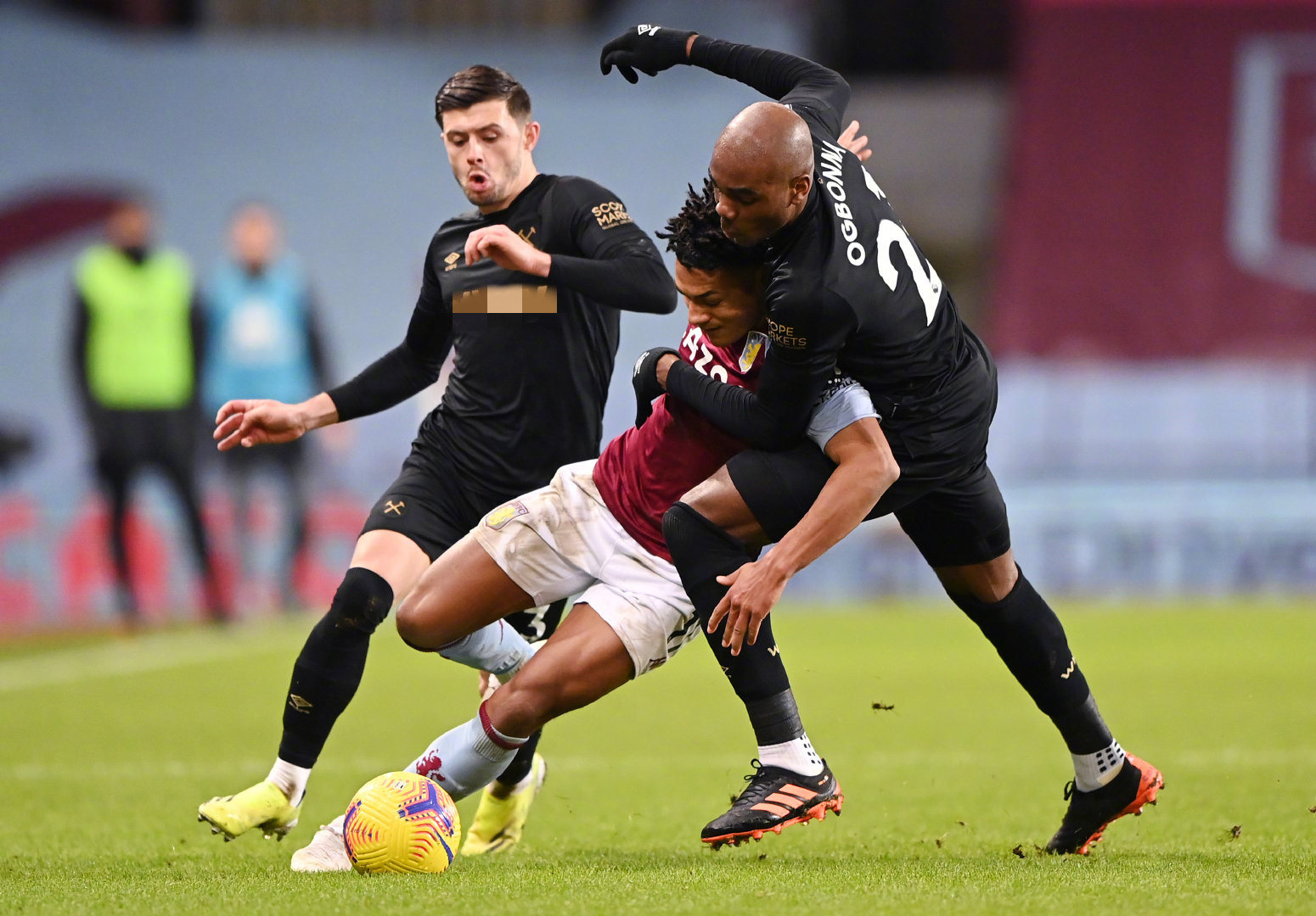 凭借一记强 凭借一记强